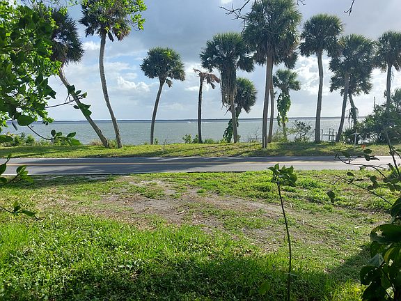 5th image of 6915 S Indian River Dr