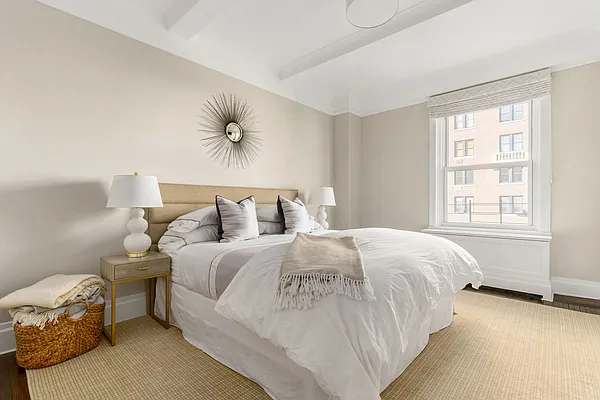 Sold by Compass | media 27