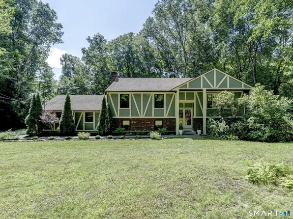 66 Black Ash Road, Montville, CT 06370