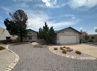 2270 Sunrise Point Rd, Las Cruces, NM 88011