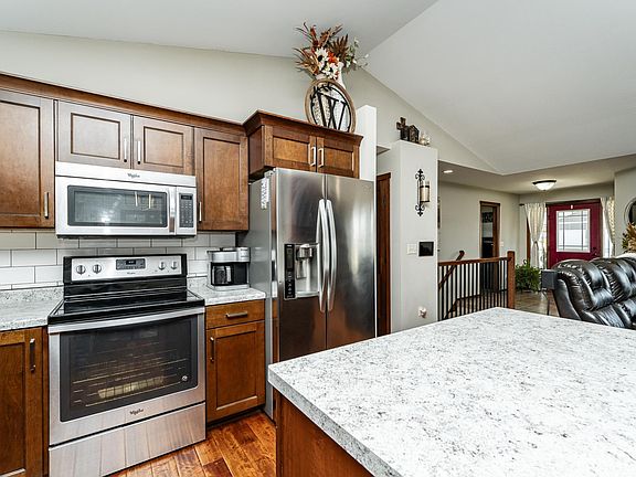 4th image of 3993 Stone Point Dr NE
