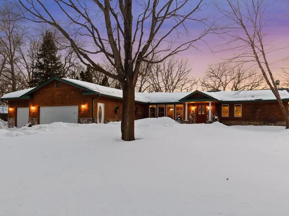 2835 Lindgren Ln, Maple Plain, MN 55359