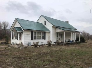 253 Hearn Rd, Greenfield, TN 38230