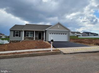 1619 Fountain Rock Dr, Dover, PA 17315