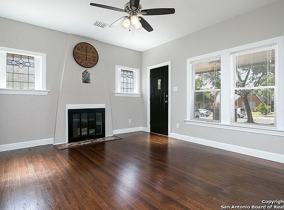 4th image of 1438 McKinley Ave