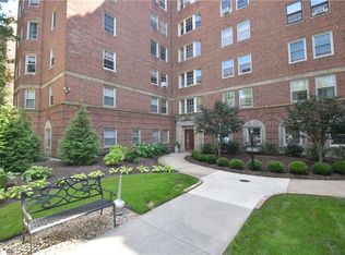 13610 Shaker Blvd APT 201, Cleveland, OH 44120