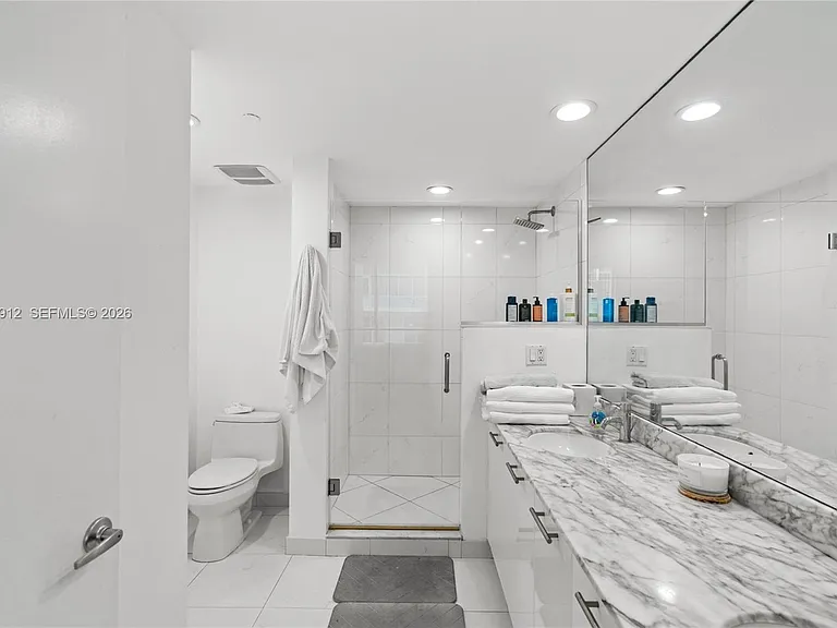 55 SE 6th St #1203 — Photo 11