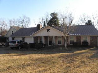 275 Oakview Cir, Killen, AL 35645