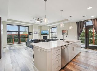 Fowler Lake Village, Oconomowoc, WI 53066
