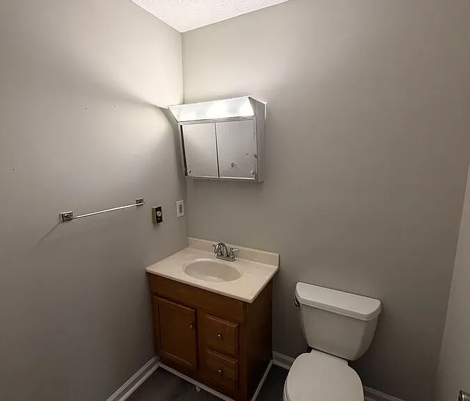 314 Walters Ln #B — Photo 26