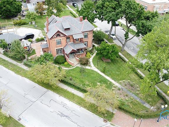 2nd image of 43 Frost Pkwy
