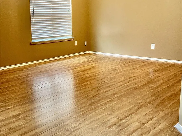 18034 Platinum Springs Dr — Photo 5