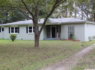 310 Roswell Rd, Greenwood, SC 29646