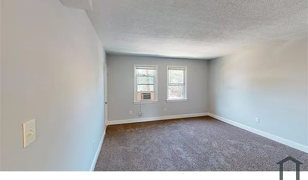 5431 C St SE #3 — Photo 1