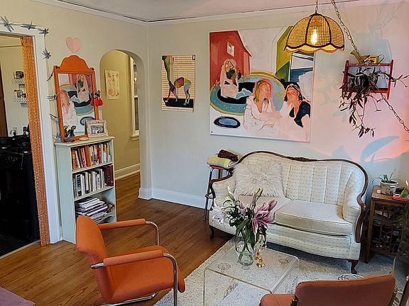 4th image of 3247 N Bartlett Ave #3