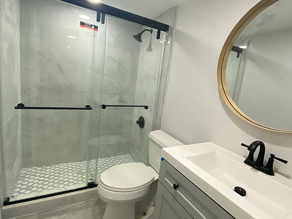 4th image of 300 NW 107th Ave APT 212