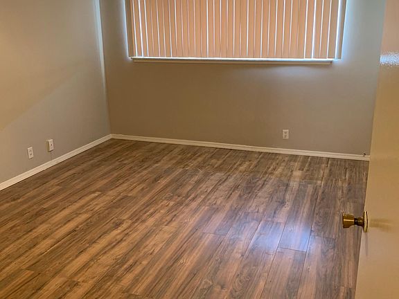 4th image of 516 S Eremland Dr Unit 518