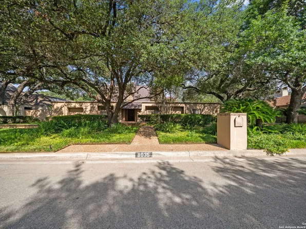8935 Carriage, San Antonio, TX 78217