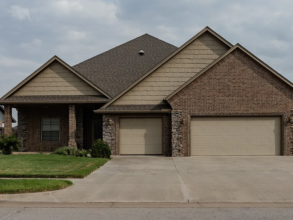 9105 NW 84th St