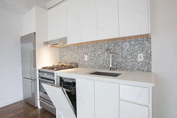 Rented by Corcoran | media 13