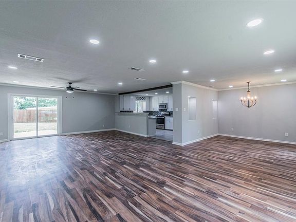 4th image of 5733 Wharton Dr