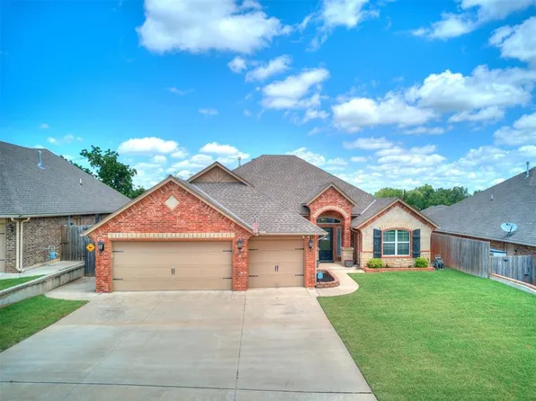 10829 Sara Ct, Midwest City, OK 73130