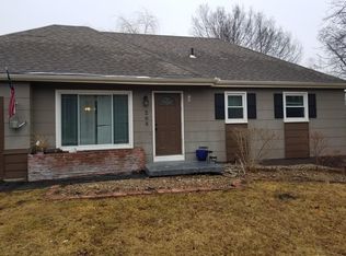 208 Grant St, Liberty, MO 64068