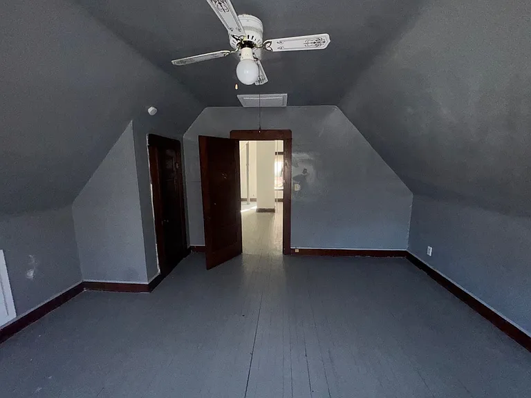10006 Pierpont Ave — Photo 33