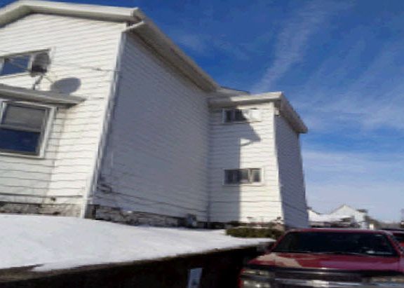 2nd image of 609 E 9th Ave