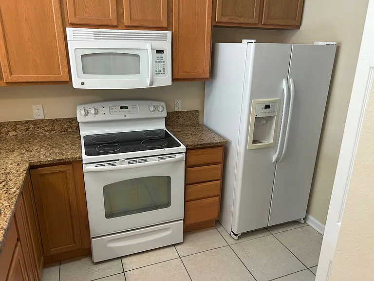 403 Bouchelle Dr #211 — Photo 5