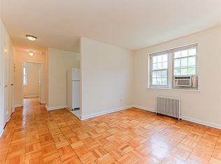 200 Trenton Pl SE #1, Washington, DC 20032