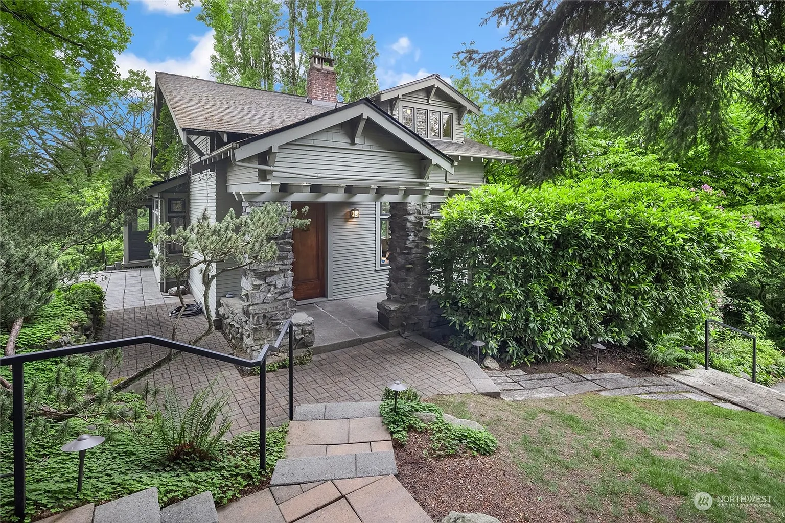 3330 E John Street photo 1