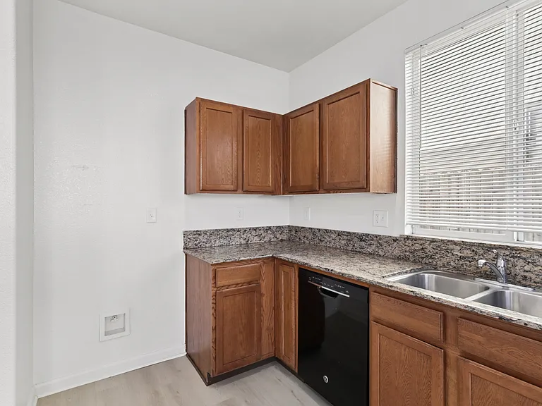 8897 Robbins Rd — Photo 24