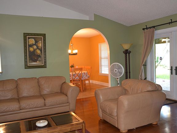 4th image of 4372 Allanwood Ct