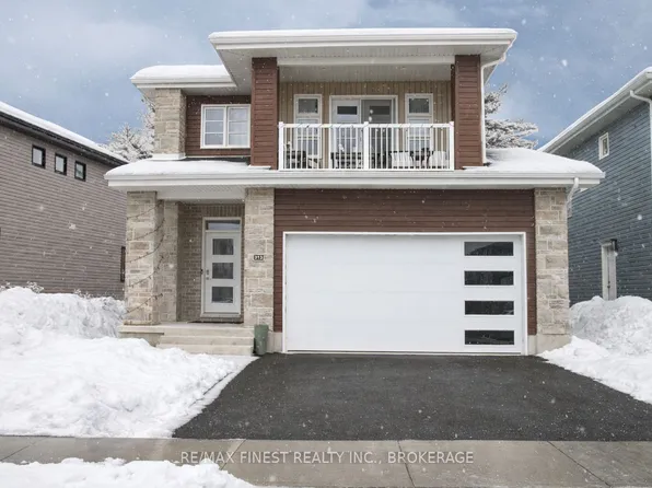 313 Pratt Dr, Amherstview, ON K7N 0B1