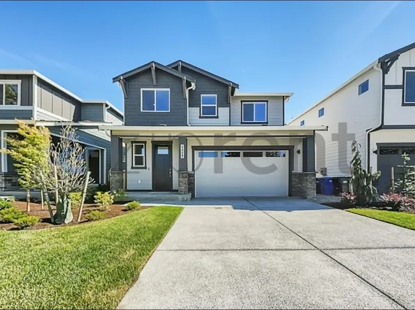 8926 126th St E, Puyallup, WA 98373