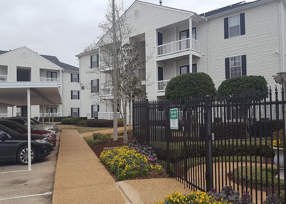 Reserve of Jackson Apartment Homes 2501 River Oaks Blvd Jackson, MS