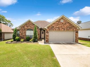 48 Wedgeside Dr, Little Rock, AR 72210