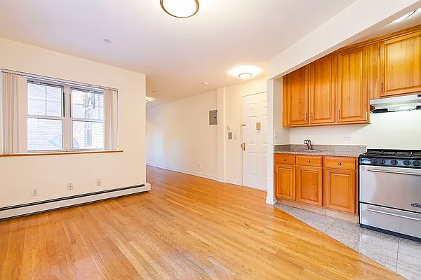 Rented by Mirador Real Estate | media 35