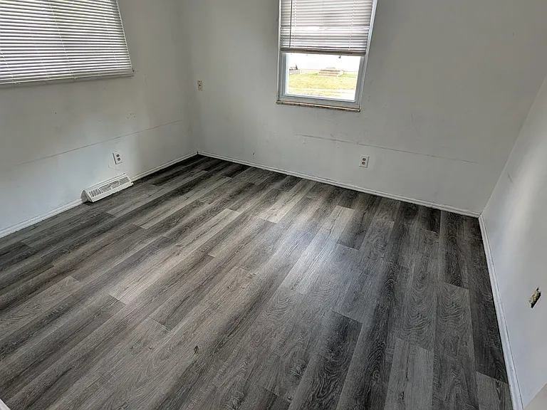 1237 Wyley Ave #1237 — Photo 4
