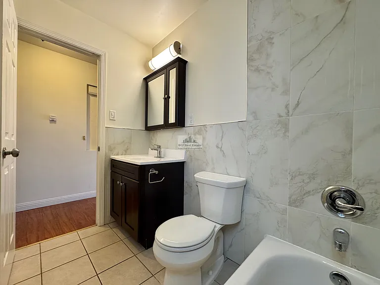 3511 Taraval St #4 — Photo 10