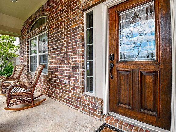 4th image of 202 Bailey Brook Lane