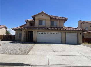 12811 Sundown Rd, Victorville, CA 92392