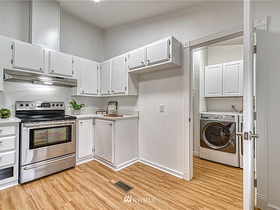 2nd image of 12315 Kapowsin Highlands Dr E