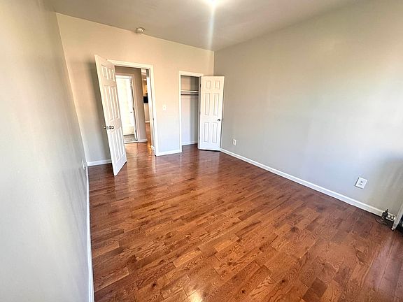 4th image of 119 Post Ave APT 3K