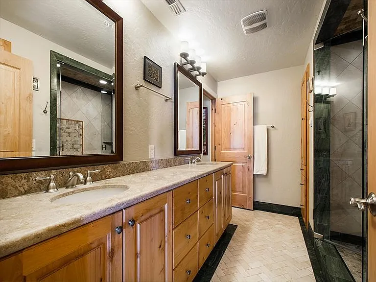 5133 Cove Canyon Dr #300 — Photo 8