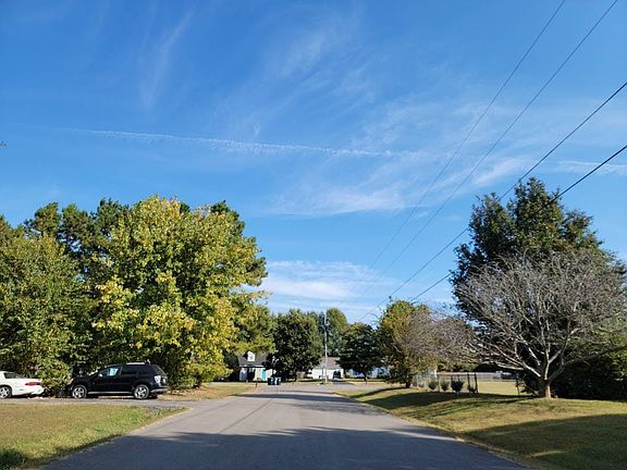 5th image of 109 Greenway Ct