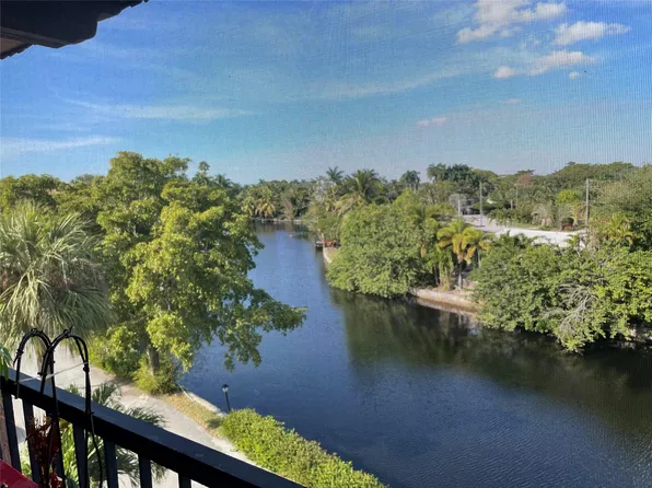 610 Tennis Club Drive #401, Fort Lauderdale, FL 33311