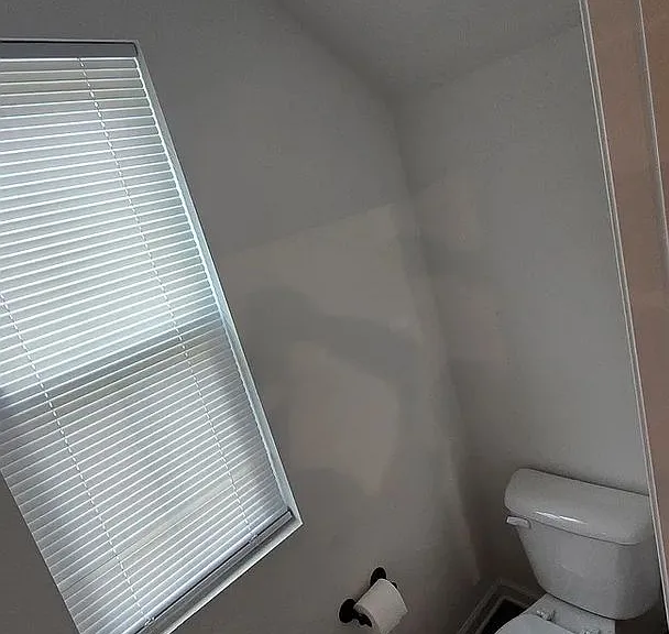 1420 Maplewood Dr #C — Photo 5