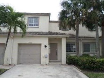 1st image of 4768 Lago Vista Dr #0